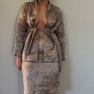 Size 4 Newport News skirt suit set